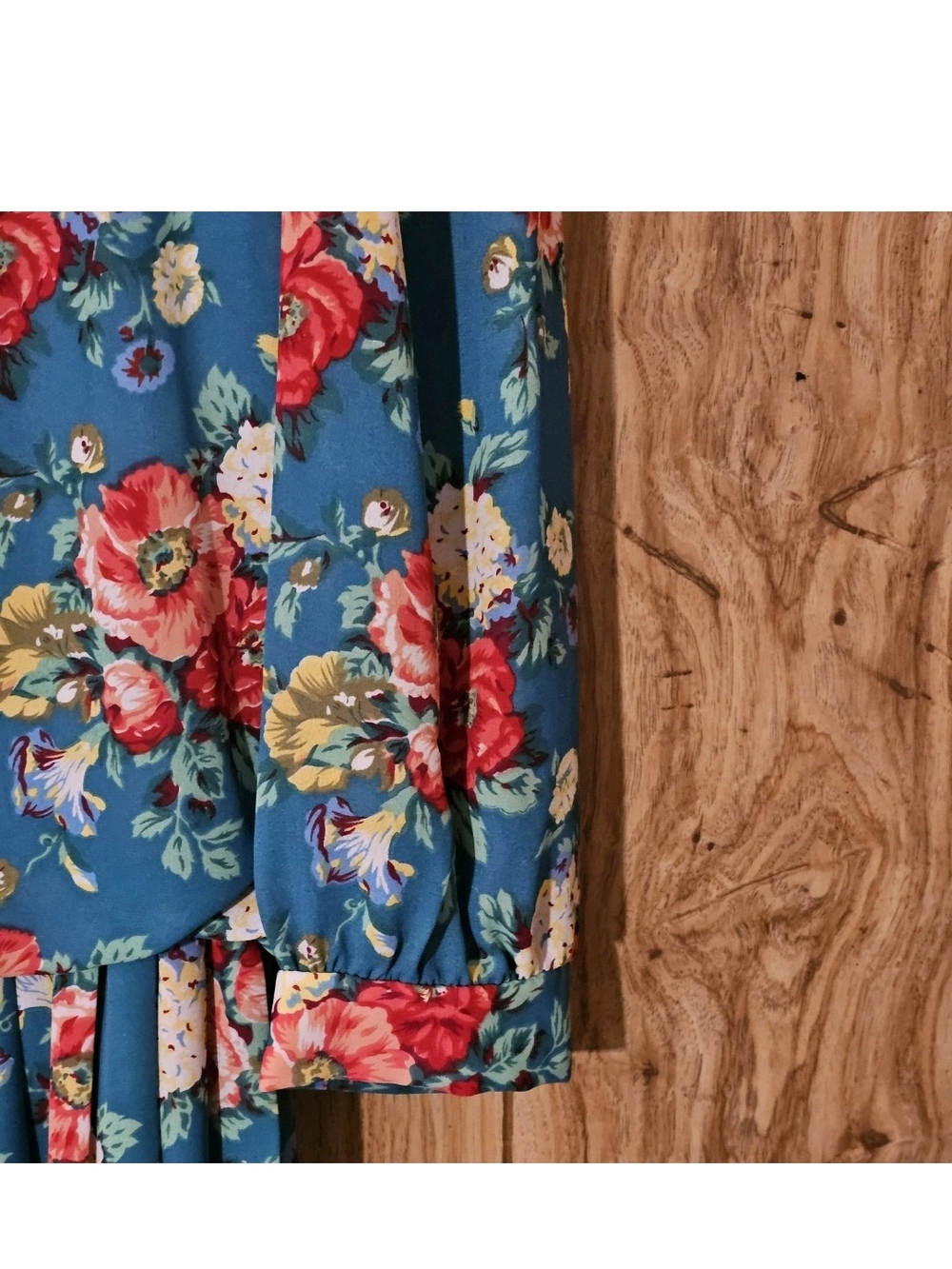 Lisa ll Vintage Women’s Teal Floral Midi Dress with Lace Trim - Picture 13 of 14